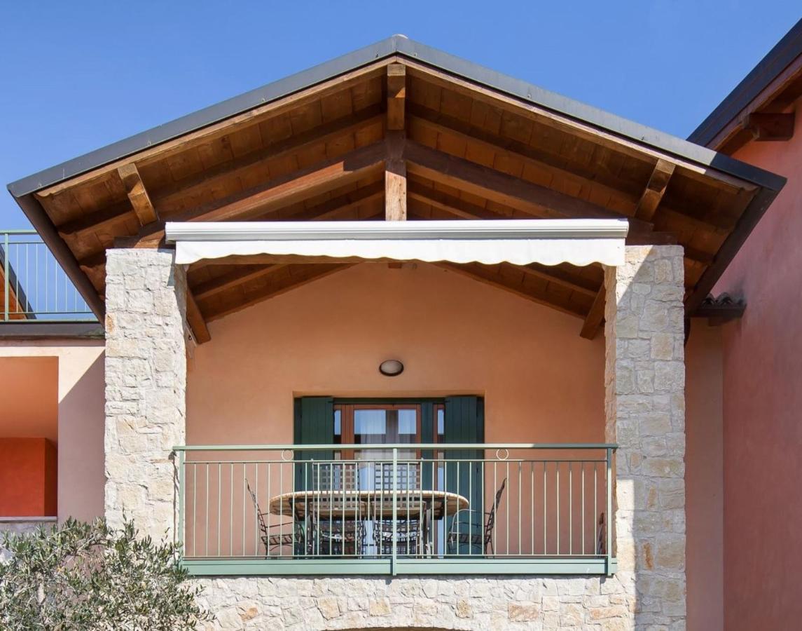 Casa Minerva Apartamento Albisano Exterior foto