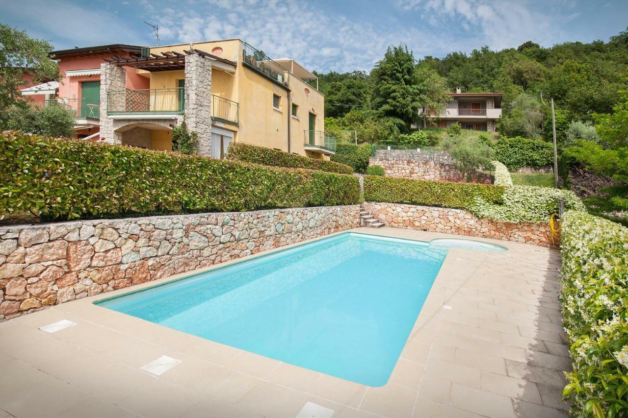 Casa Minerva Apartamento Albisano Exterior foto